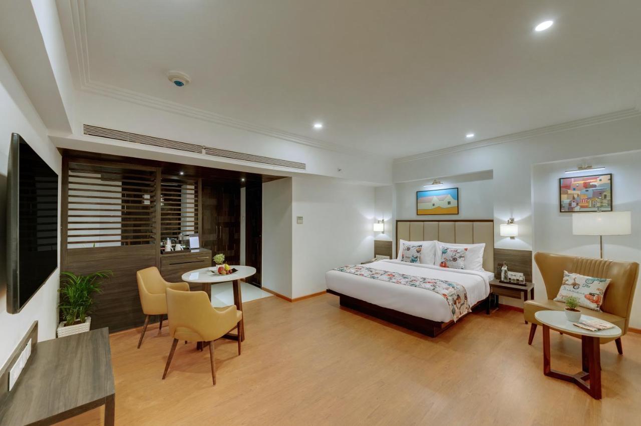 The Fern Residency Turbhe Hotel Navi Mumbai Exterior photo